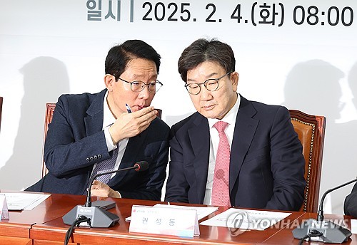 與, 국정협의회 연기 요청…"반도체법 등 쟁점 합의 먼저"_한종화
