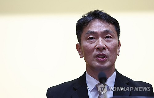 이복현, 하나금융 회장 '3년 연임'에 "완성도 절반의 승계프로그램"_이현정
