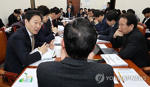 '반도체 기업 세액공제율 5%p 상향' 법안 기재위 소위 통과_한종화