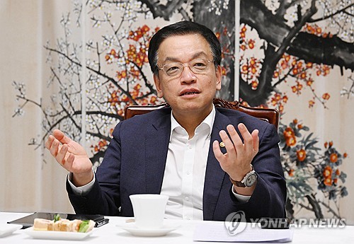 최상목 대통령 권한대행 부총리 겸 기획재정부 장관