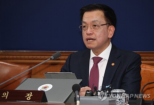 崔대행 "이달 한미 실무협의체서 상호관세 조치 대응 집중 협의"_박준형