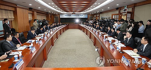 이복현 "상법 '후다닥' 통과 찬동 어려워…홈플러스 익스포저 관리 가능"_박경은