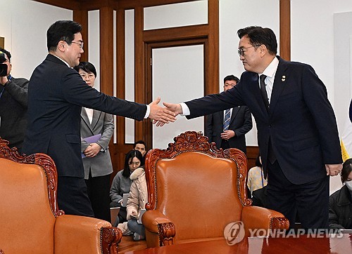 민주, 오늘 국정협의회 참석…박찬대 "與, 추경안 가져와야"_한종화