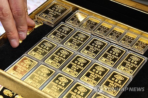 [뉴욕 금가격]美 경제지표 호조에 1% 하락…금리 인하 기대 약화_장예진
