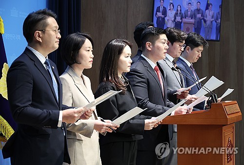권성동, 연금 모수개혁 반발에 "청년과 호흡하며 구조개혁 완성"_황남경