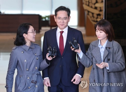 이재용, 中서 귀국 닷새 만에 日 출장…숨 돌릴 틈 없는 일정_김학성