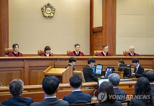 [尹 탄핵] 스위스 금융사 "트럼프 관세 악재, 헌재 판결로 일정 부분 상쇄"_이장원