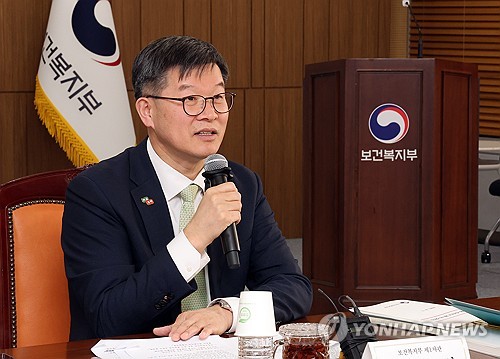 이기일 복지차관 "자동조정장치 논의 적극 지원"_송하린