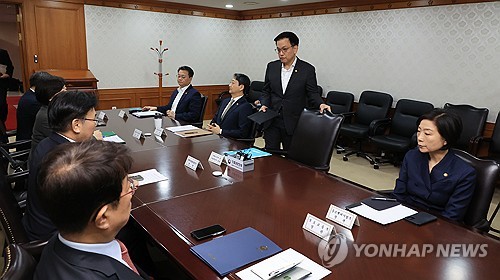 최상목 "내주 초 10조원 추경안 발표…위기 대응 늦출수 없어"(종합)_박준형