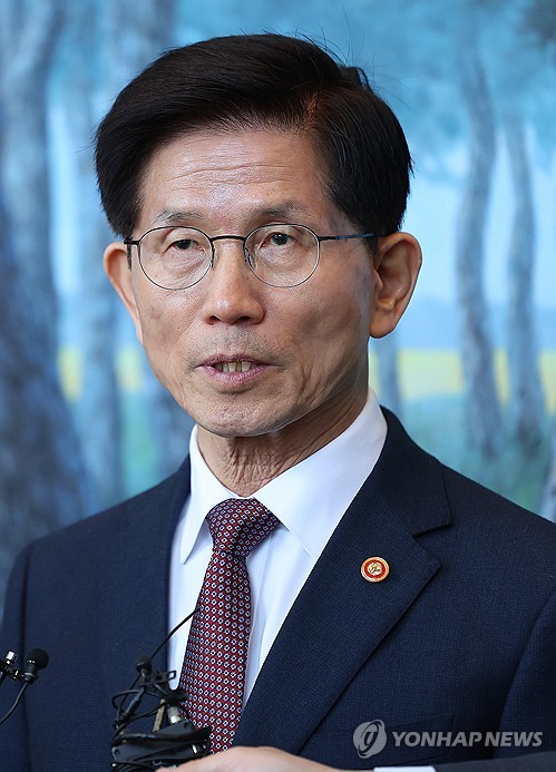 김문수, '한덕수 차출론'에 부정적…"상당한 문제제기 있을 것"_황남경