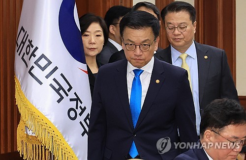 최상목 "어느 때보다 타이밍이 중요한 추경"…국회에 논의 촉구_박준형