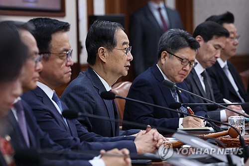 韓대행 "국무위원들과 제게 부여된 마지막 소명 다할 것"(종합)_정지서