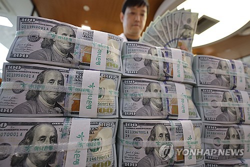 달러-원, 대만달러 급등에 NDF서 급락…1,370원서 움직여_최진우