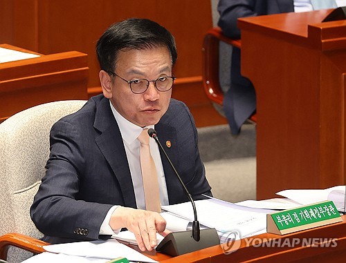 최상목 "자리 지키면서 마지막 날까지 열심히 해보겠다"_박준형