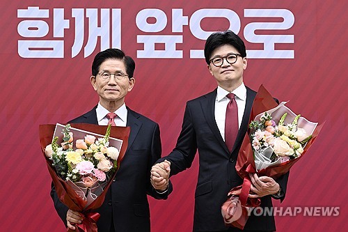 민주 "어쩌다 국힘 경선이 2부 리그로 전락했나"_황남경