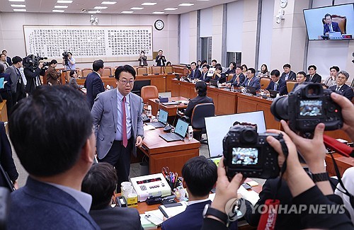 국힘, 민주 최상목 탄핵 추진에 "李 파기환송에 분풀이" 반발_온다예