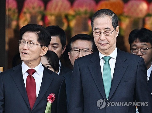 김문수 "일방적인 단일화 요구·당무 협조 거부에 유감"_온다예
