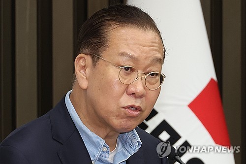 후보 단일화 촉구하는 권영세 비대위원장