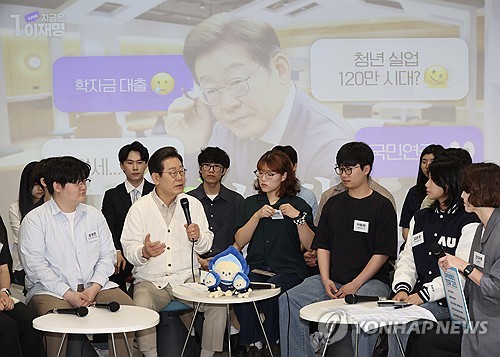 이재명 "국방장관 민간인이 맡는 게 바람직…군은 징병제 유지"_황남경