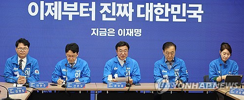 윤호중 "김문수는 20년 볼셰비키·30년 파시스트로 산 사람"_황남경