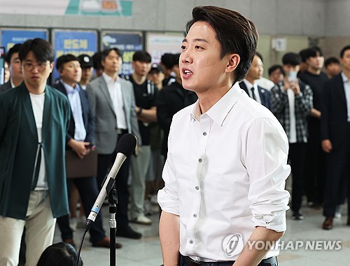 이준석 "단일화는 진취적이지 않은 선거방법…국힘 심판받아야"_온다예