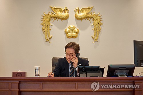 시진핑, 李 대통령과 통화 "교류 강화해야"(상보)_이민재