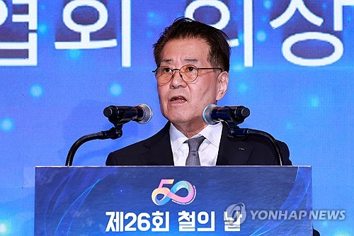 장인화 포스코 회장, 상반기 보수 10억원…작년 상여 포함_윤은별