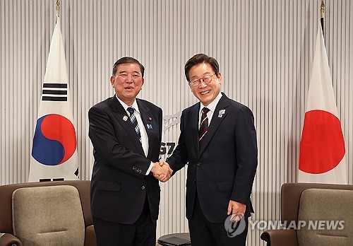 李대통령, 이시바 만났다…첫 한일 정상회담_정지서