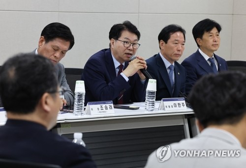 이한주, 기재부에 "진짜성장이 목표…수요주도·건설 앞세우기 안돼"_황남경