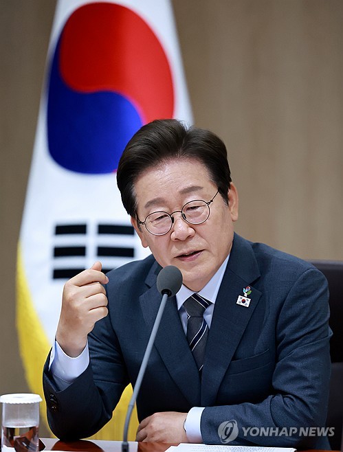 李대통령 "가장 확실한 안보는 평화 만드는 것…평화가 곧 경제"_정지서