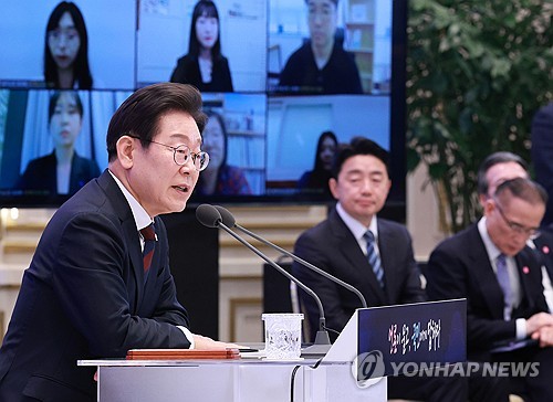 李대통령 "관세협상 8일까지 끝낼 수 있을지 확언 어려워"(종합)_온다예