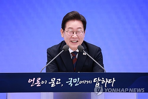李대통령 "감사원 기능 가능하면 지금이라도 국회로 넘기고 싶어"_온다예