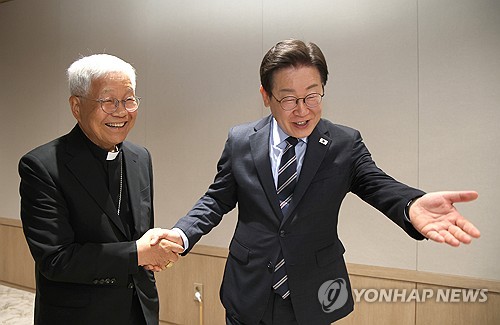 이재명 대통령, 유흥식 추기경 접견