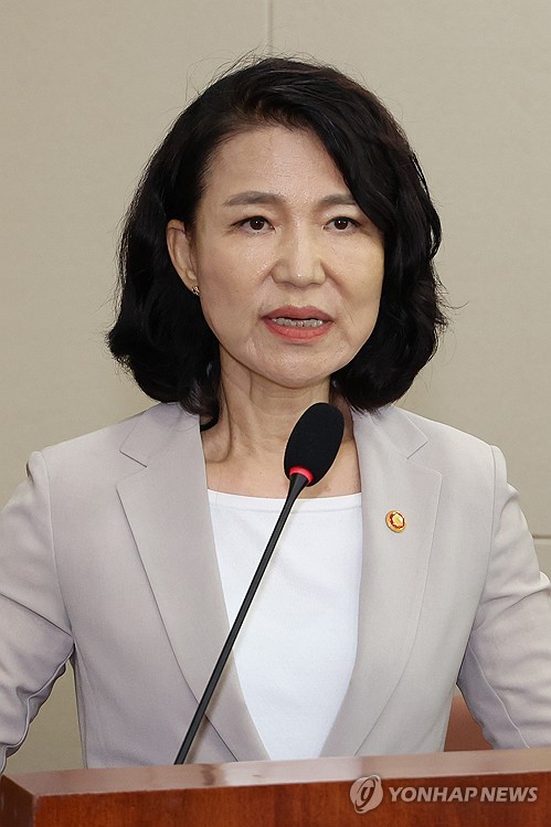 대통령실 "이진숙, 지시·의견개진 헷갈리면 국무회의 참석 자격 없어"_정지서