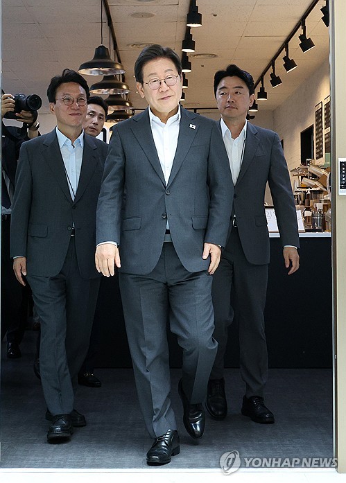 李대통령, 與에 "재정 수반되는 법안은 새 장관과 협의해달라"_황남경