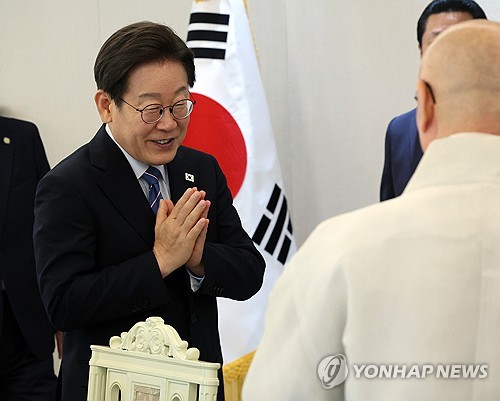 李대통령 지지율 65%…국힘 지지율 10%대로 추락[NBS](종합)_황남경