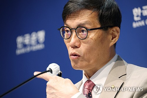 이창용, 한은 역할 확대 역설…"거시건전성 정책 권한 가져야"_오진우