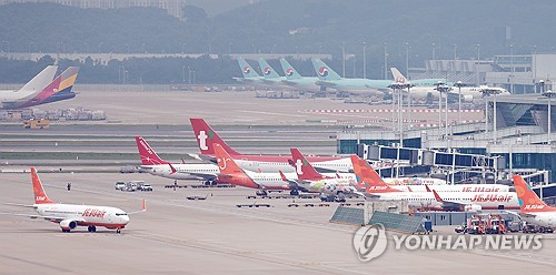 '황새' 대한항공 따라잡기 힘드네…LCC 업계 출혈 지속_한종화