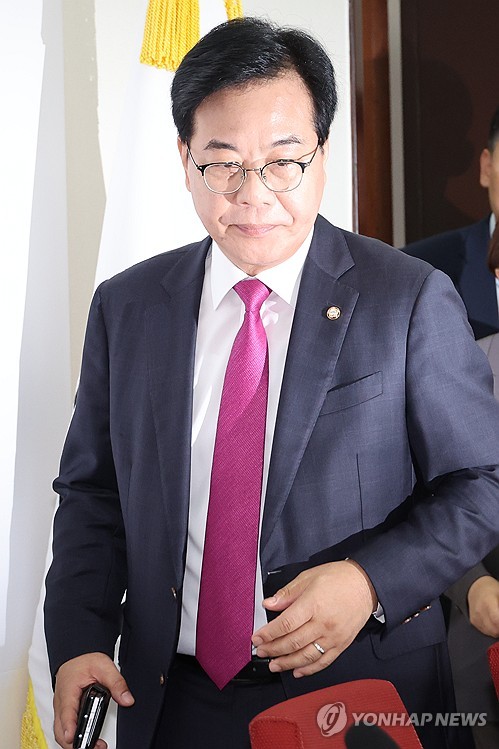 송언석 "강선우는 수사대상…국민 열받게 말고 자진 사퇴하라"_정지서