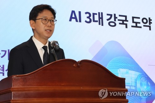 '네이버·SKT·LG' 등 참여…과기정통부, '소버린AI' 5개 정예팀 선정_최정우