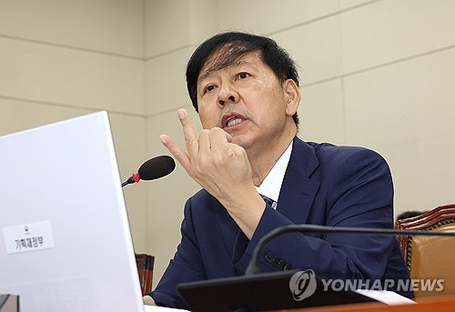 여야, 기재·외교·산업 장관 후보자 인사청문 보고서 채택키로_황남경