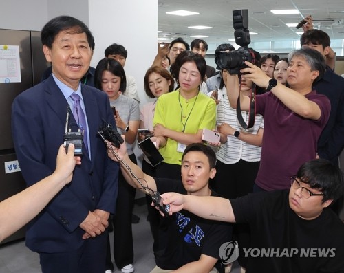 구윤철 "최대한 빨리 방미해 관세 협상…생활물가 안정 최우선"_박준형