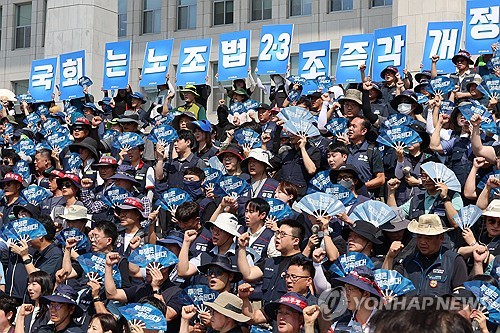 '尹정부 거부권' 노란봉투법, 與 주도로 국회 환노위 통과_황남경