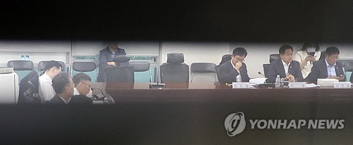 정부 "배당소득 분리과세 필요"…민주 "부자감세 의견도"(종합)_황남경