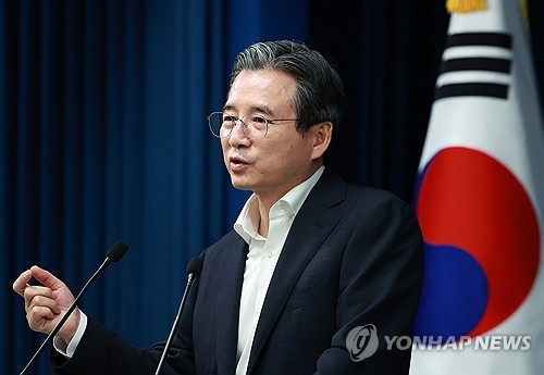 대통령실 "수출 불확실성 상당부분 제거…車관세 15%는 아쉬워"(종합)_정지서