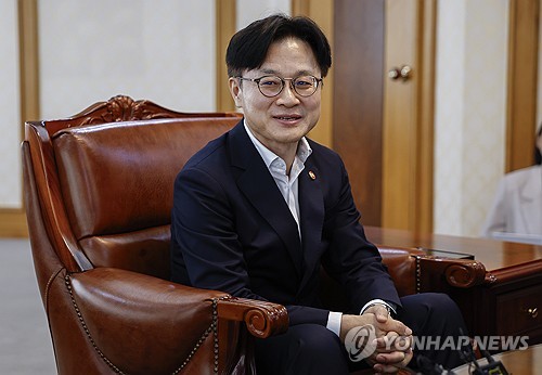 김정관 산업통상자원부 장관