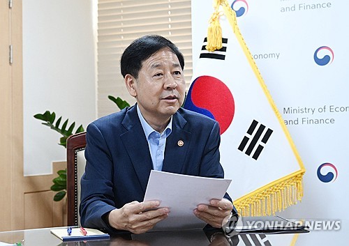 구윤철, 직원들과 오찬 간담회…"기재부가 혁신 선구자 돼야"_박준형