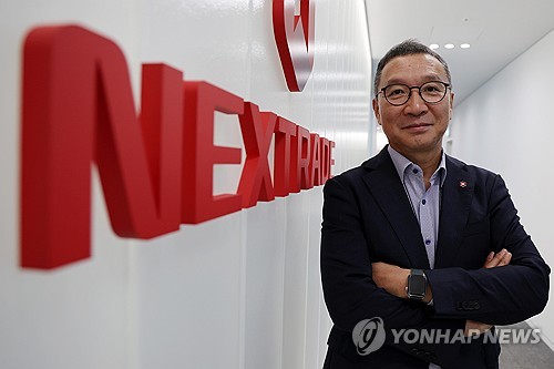 '압도적 성과' 낸 NXT 김학수 연임…"70년 독점 깨고 투자자 편의 증대"_이규선