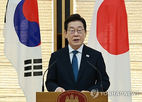 李대통령 "한일 서로에 도움되는 방향으로 협력할 최적의 파트너"(종합)_정지서