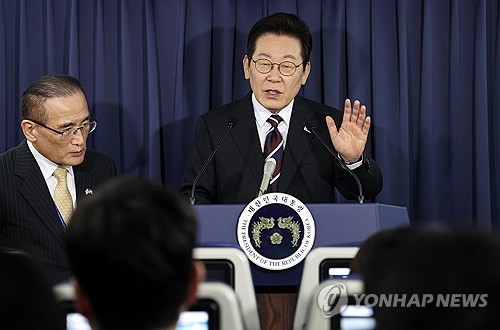 李대통령, 한일회담 지적에 "손해 본 거 있나…첫술에 배부르면 체해"_정지서
